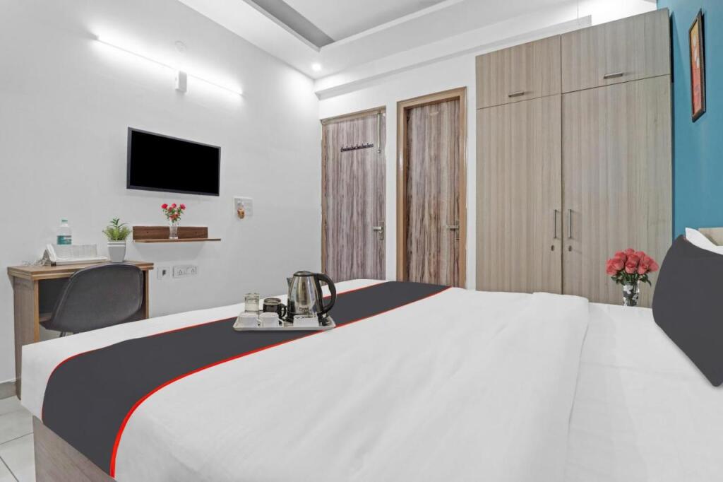 Гуруграм: Majestic Guest House