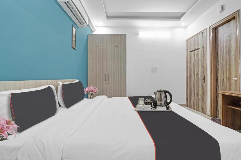 Гуруграм: Majestic Guest House