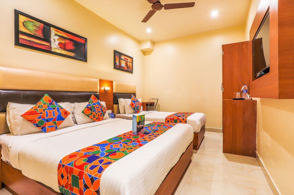 Мумбаи: FabExpress Liwa International Andheri East