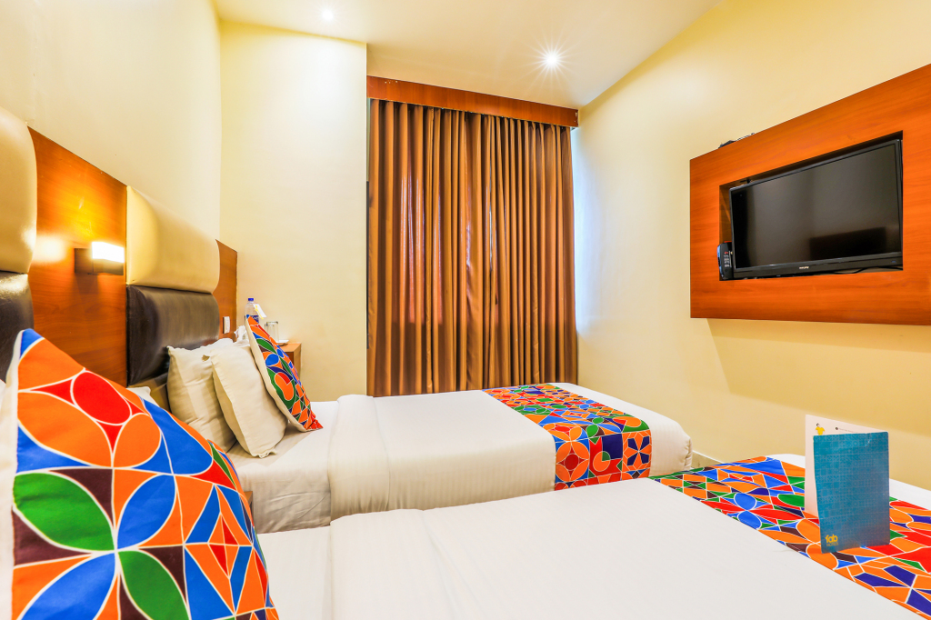Мумбаи: FabExpress Liwa International Andheri East