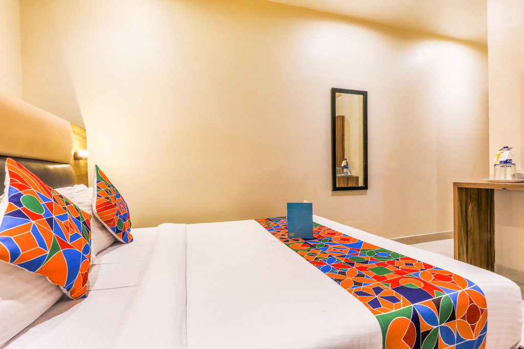 Мумбаи: FabExpress Liwa International Andheri East