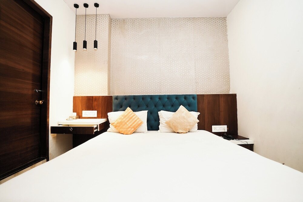 Мумбаи: Hotel Elegance