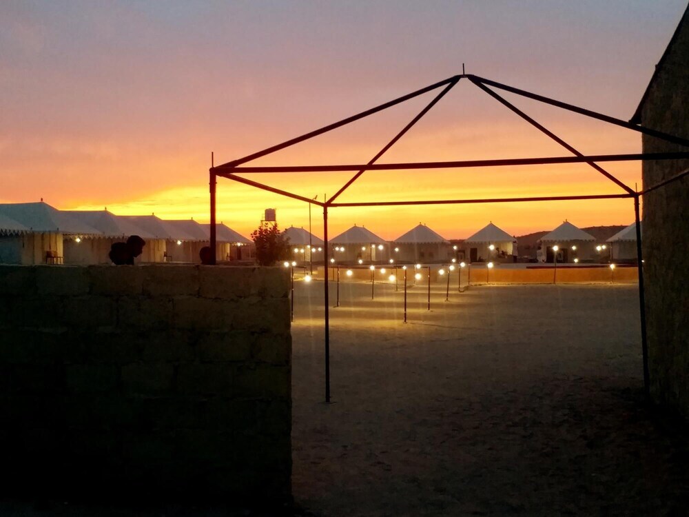 Каной: Mohin Desert Safari Camp