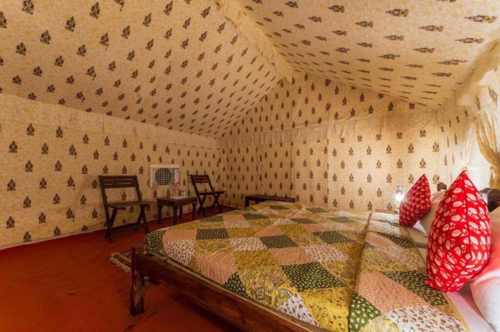 Государственный заповедник Desert National Park: Rajwada Desert Camp