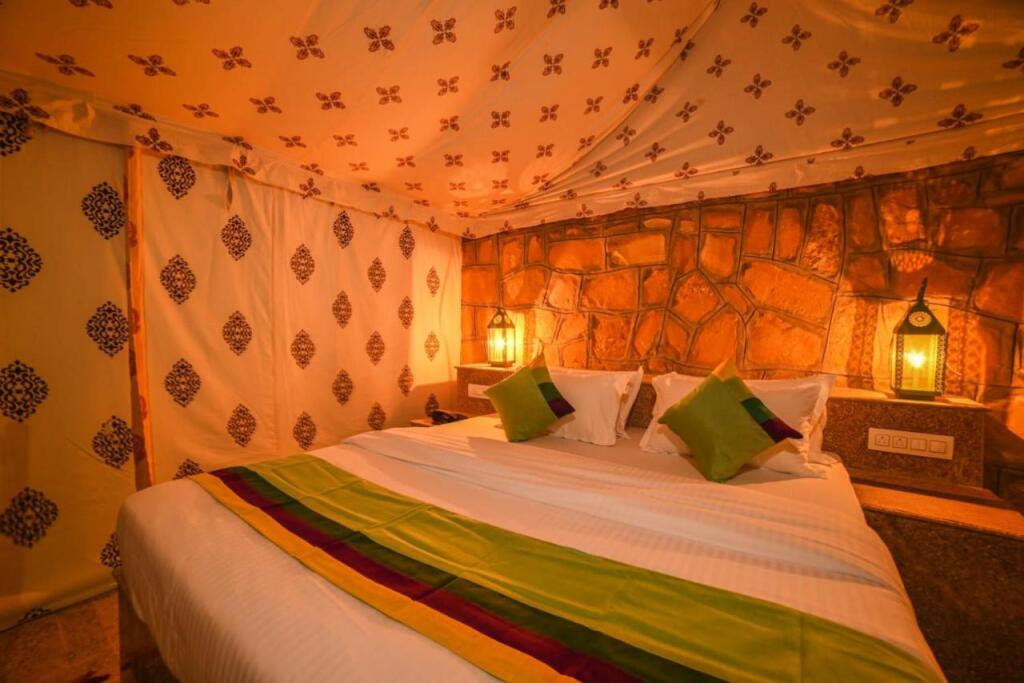 Каной: The Carvaan Resort