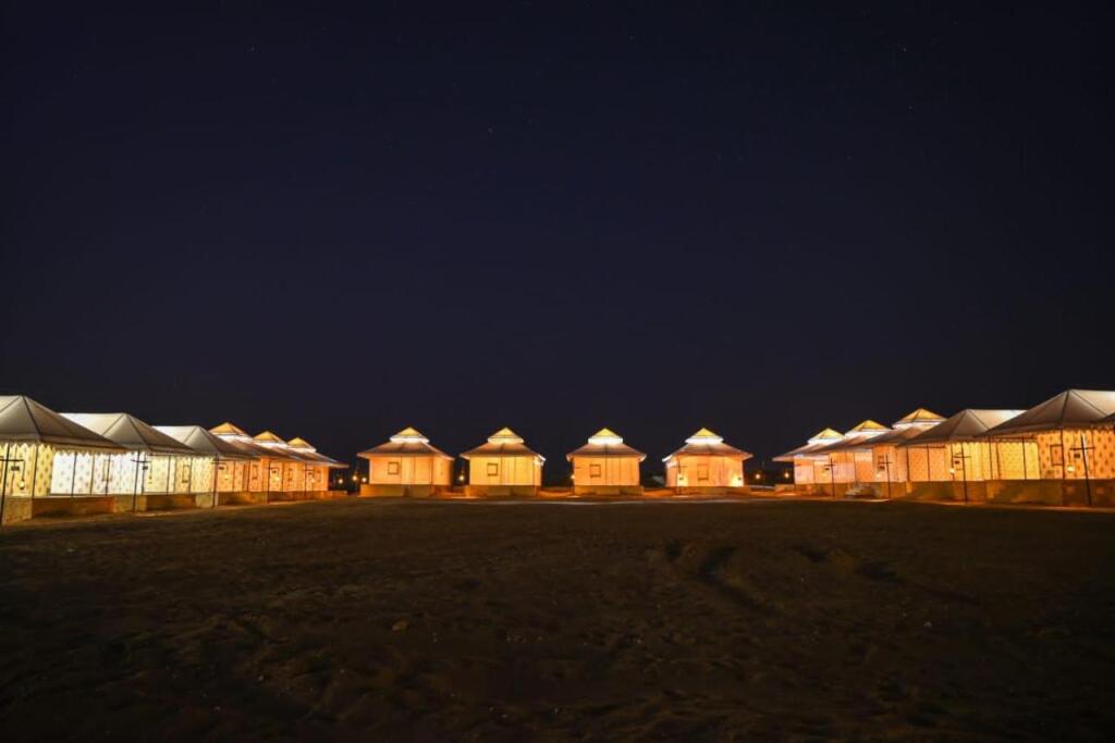 Каной: The Carvaan Resort