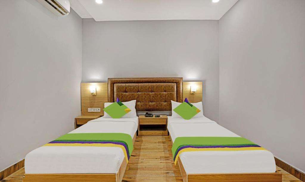 Мумбаи: Treebo Trend Zara Grand Inn