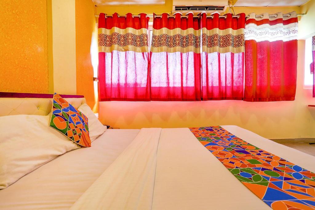 Мумбаи: FabExpress Dream Inn