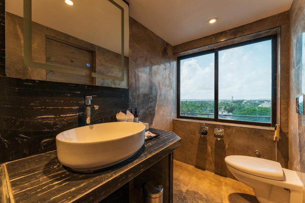 Калангут: Regenta Central Imperial Candolim Goa