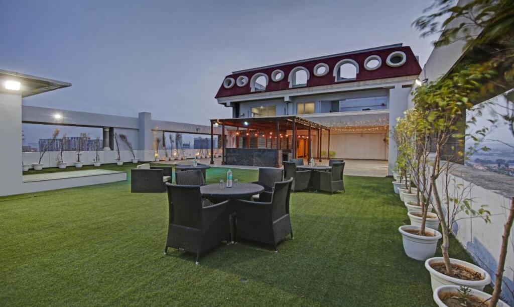 Гуруграм: FabHotel Sapphire 83
