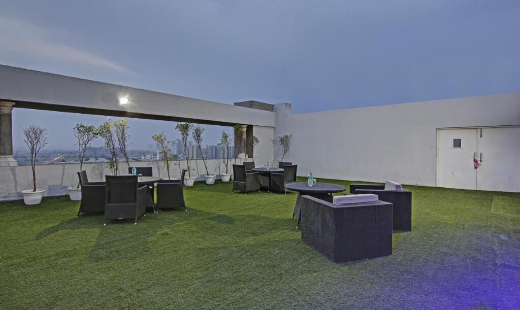 Гуруграм: FabHotel Sapphire 83