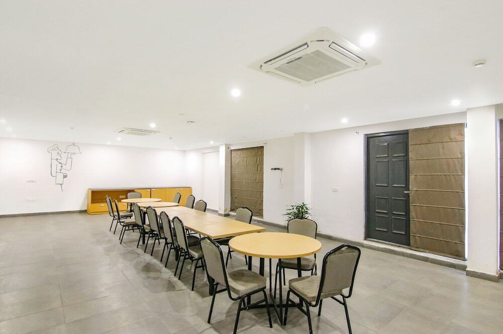 Гуруграм: FabHotel Infinity Stays