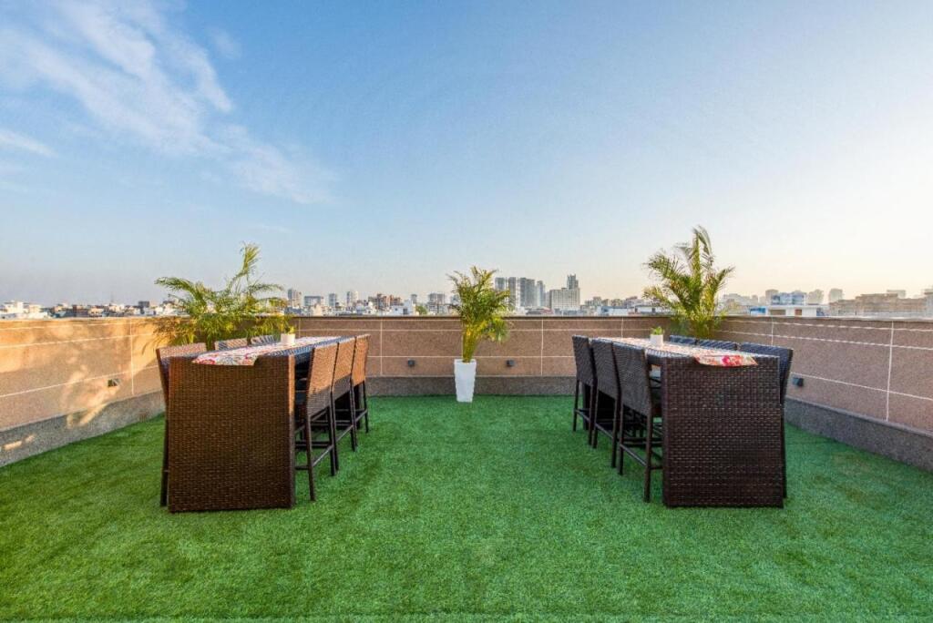 Гуруграм: ROSASTAYS Gurugram Golf Course