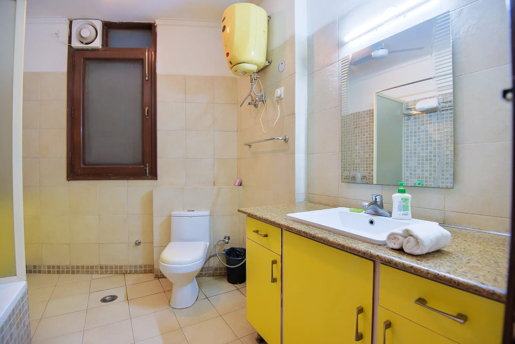 Гуруграм: Studio Service Apartment In Gurgaon by BedChambers
