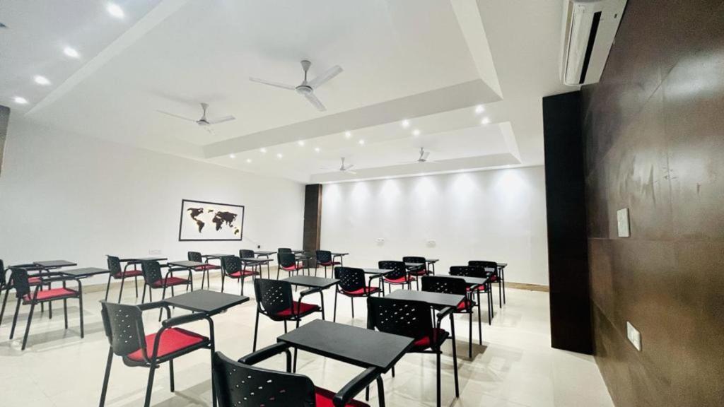 Гуруграм: ZEN Studios - DLF CyberCity Gurgaon