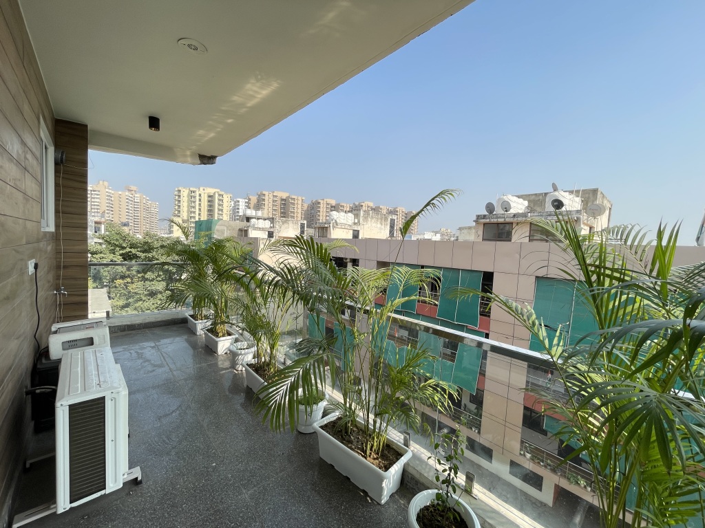 Гуруграм: Private 3Bhk Apartment In Ardeecity By Bedchambers