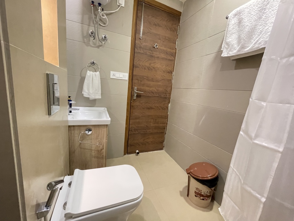 Гуруграм: Private 3Bhk Apartment In Ardeecity By Bedchambers