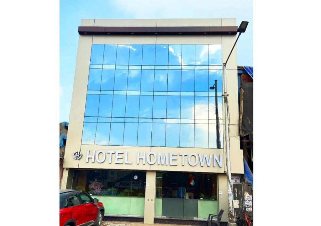 Мумбаи: Hotel Hometown Near Us Embassy Bkc