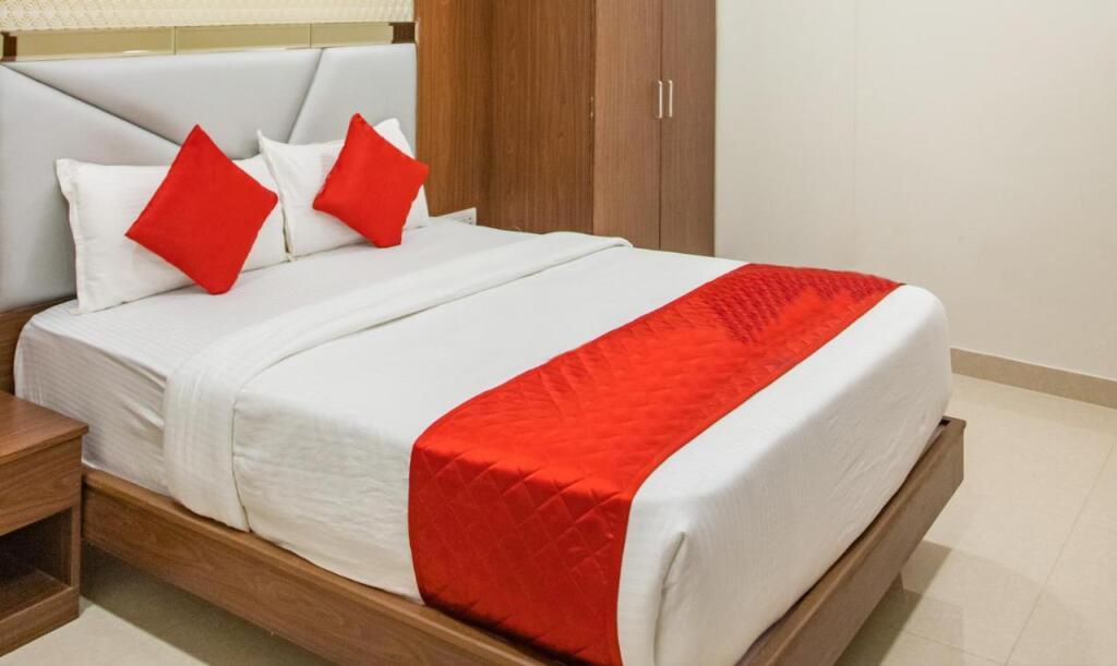 Мумбаи: Hotel Hometown Near Us Embassy Bkc