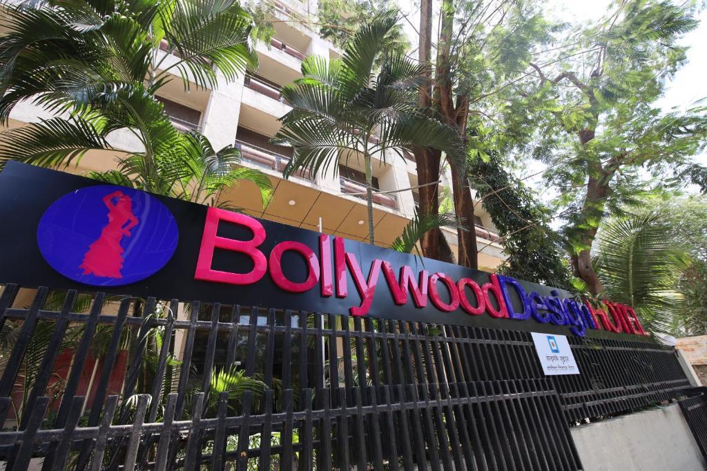 Landmark Suites Bollywood design Hotel — фото 1