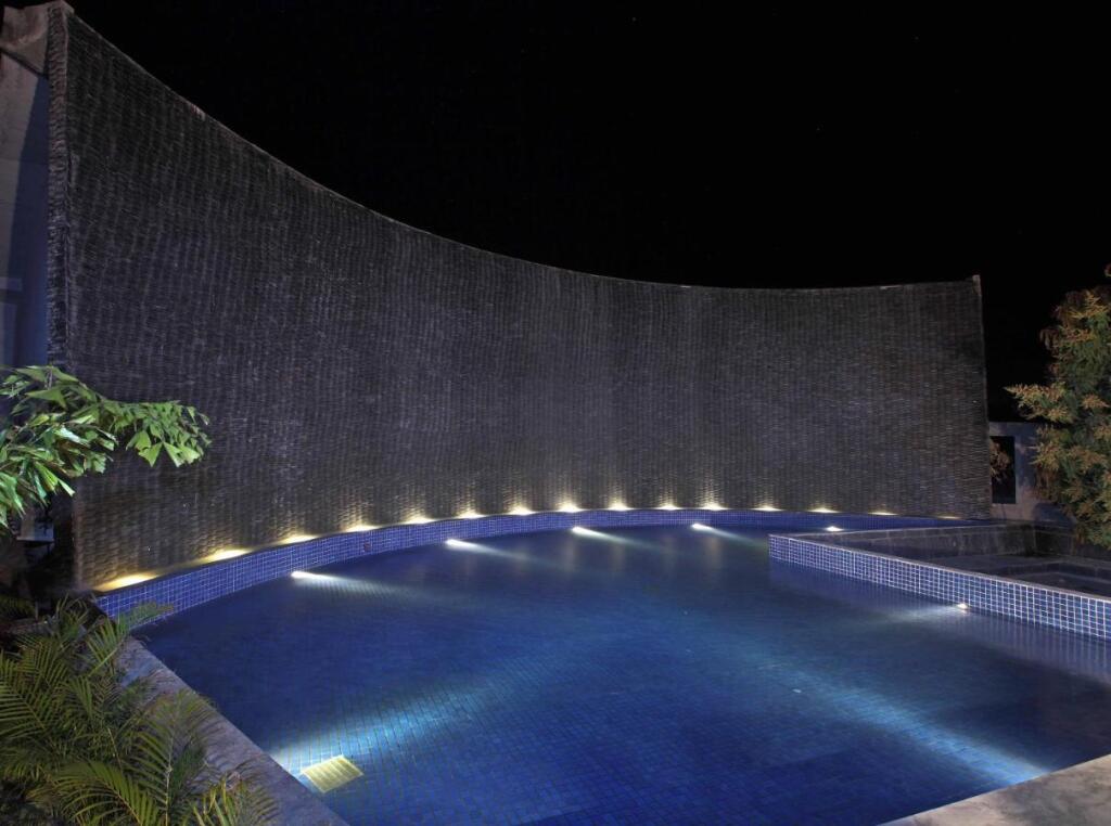 Наинитал: Lemon Tree Premier Resort Corbett