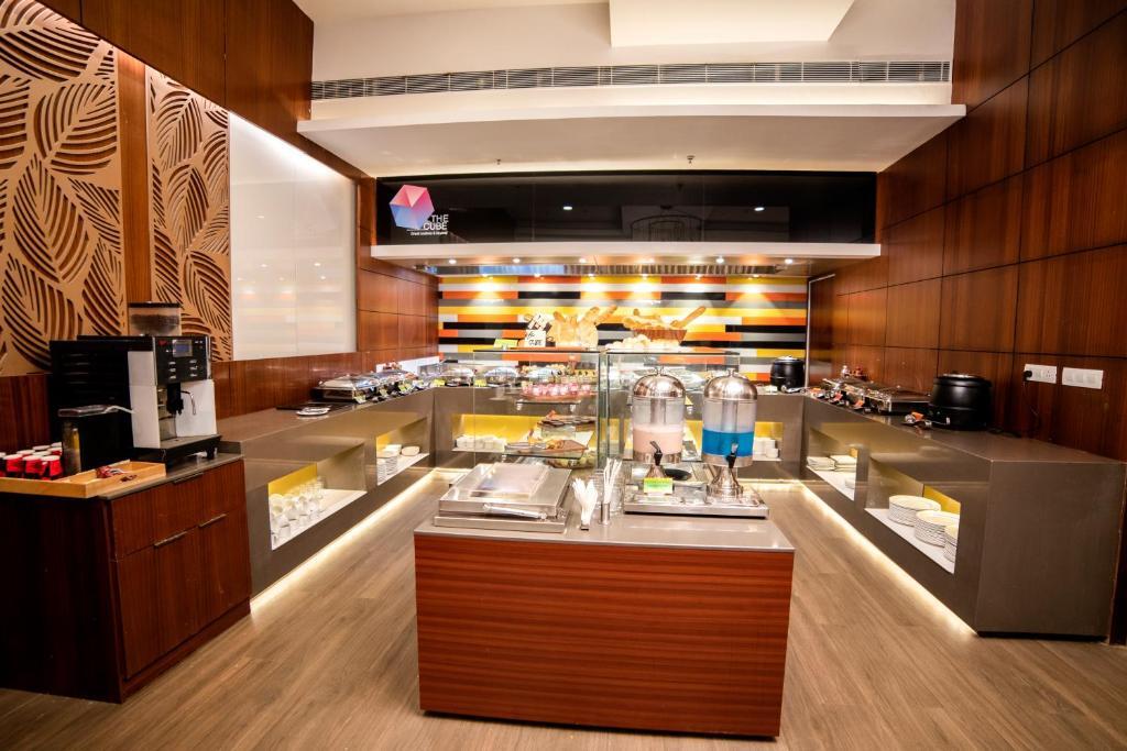 Гуруграм: Nemesia City Center - Gurugram, Sector 29