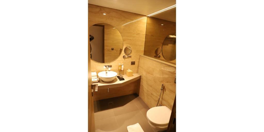 Гуруграм: Nemesia City Center - Gurugram, Sector 29