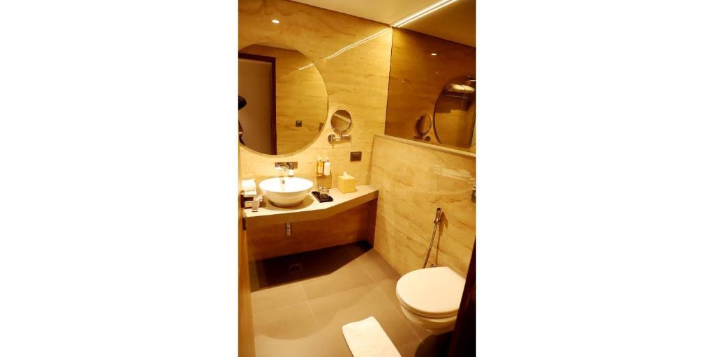 Гуруграм: Nemesia City Center - Gurugram, Sector 29