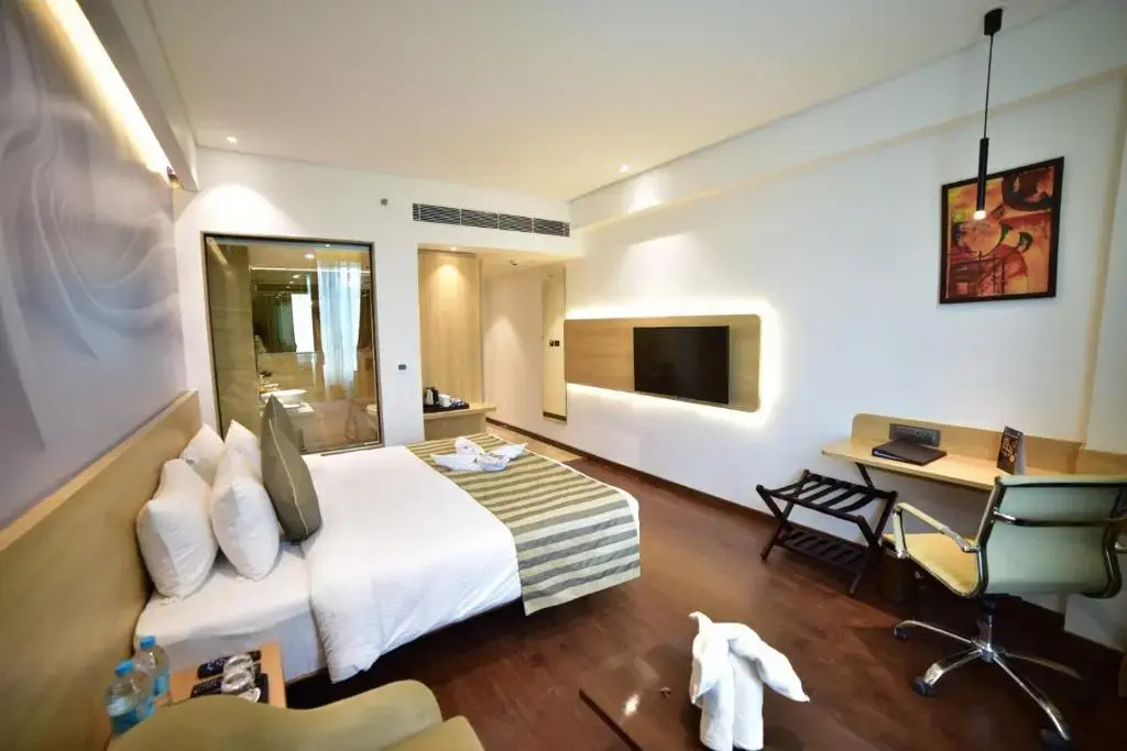 Гуруграм: Nemesia City Center - Gurugram, Sector 29