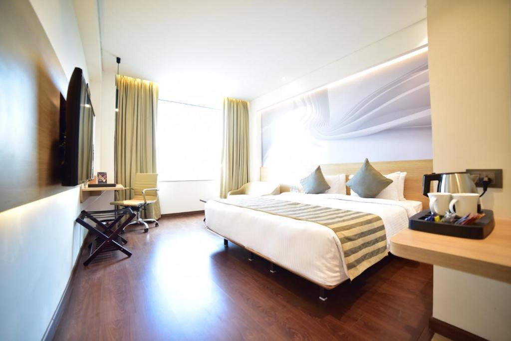 Гуруграм: Nemesia City Center - Gurugram, Sector 29