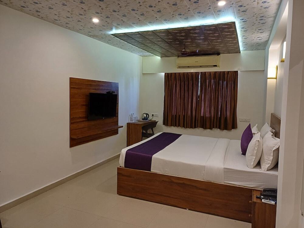 Силвасса: VITS Daman Devka Beach