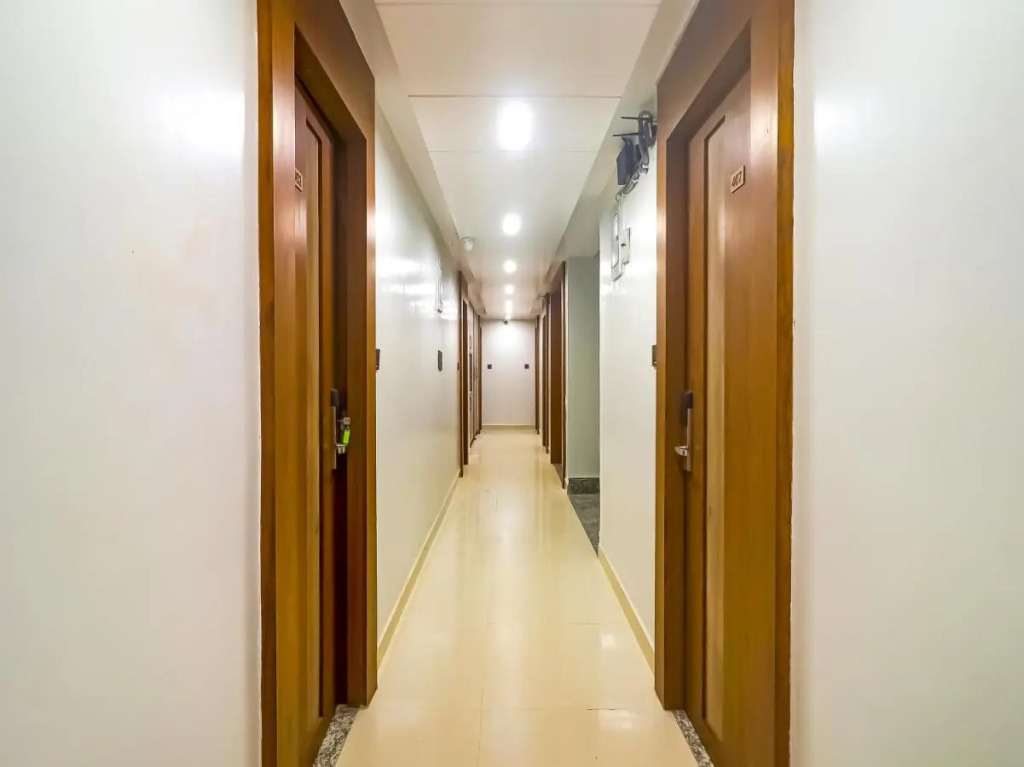 Данапур: Fabhotel Palash