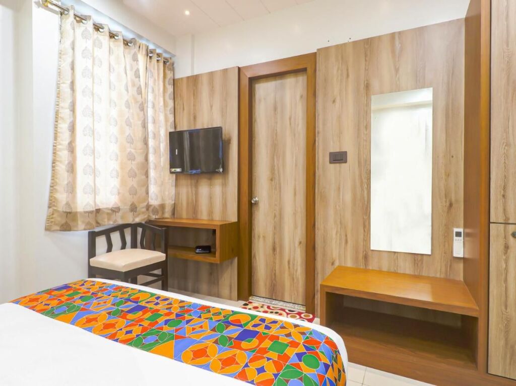 Данапур: Fabhotel Palash