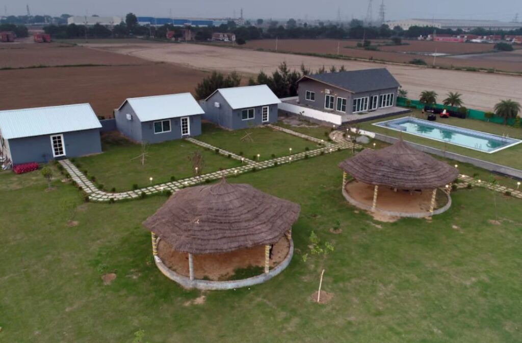 Гуруграм: The Ashoka Farms And Resort Gurgaon
