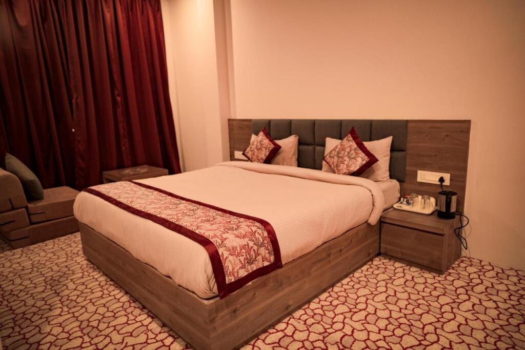 Наябазар: Forestea Homestays