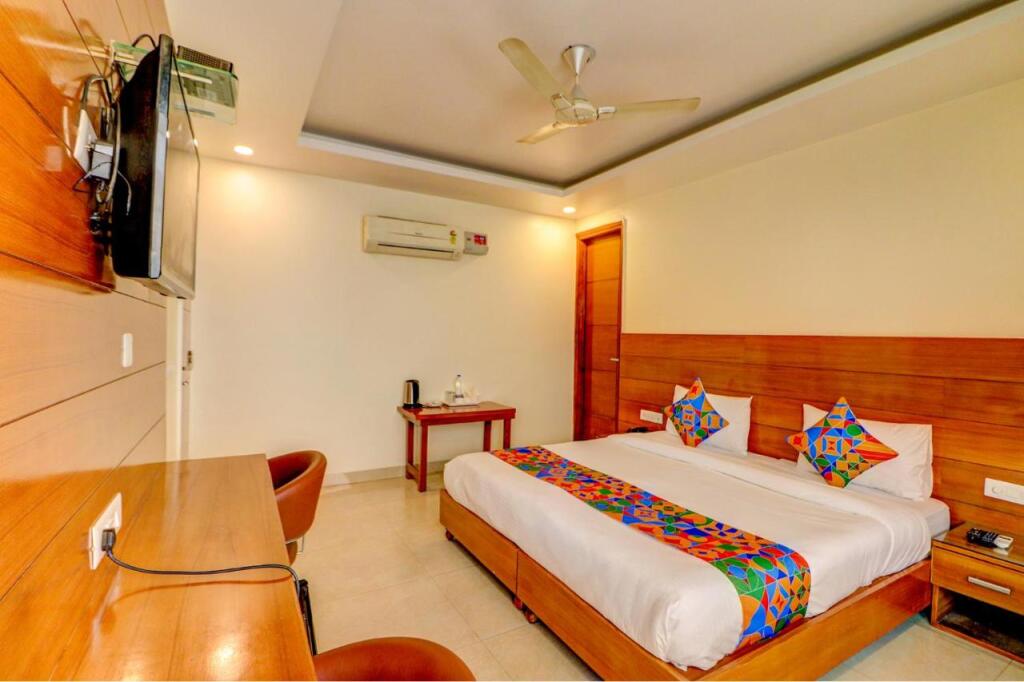 Гуруграм: The Aroma Residency near The Medanta, The Medicity, Gurgaon