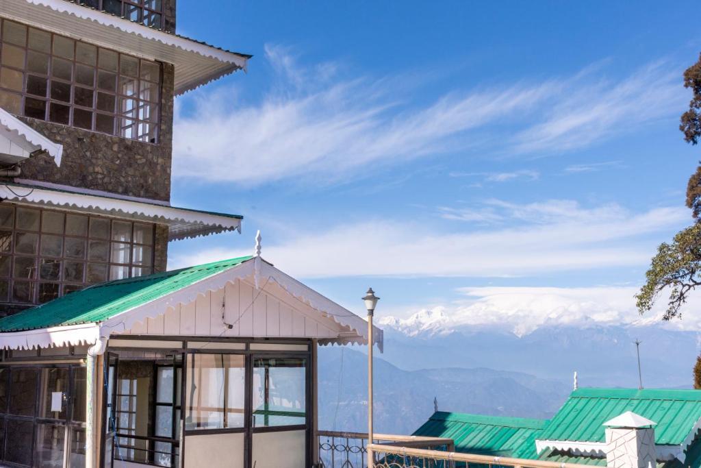 Дарджилинг: Anutri Hill Resort