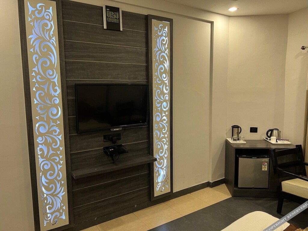 Дехрадун: Hotel Deepshikha