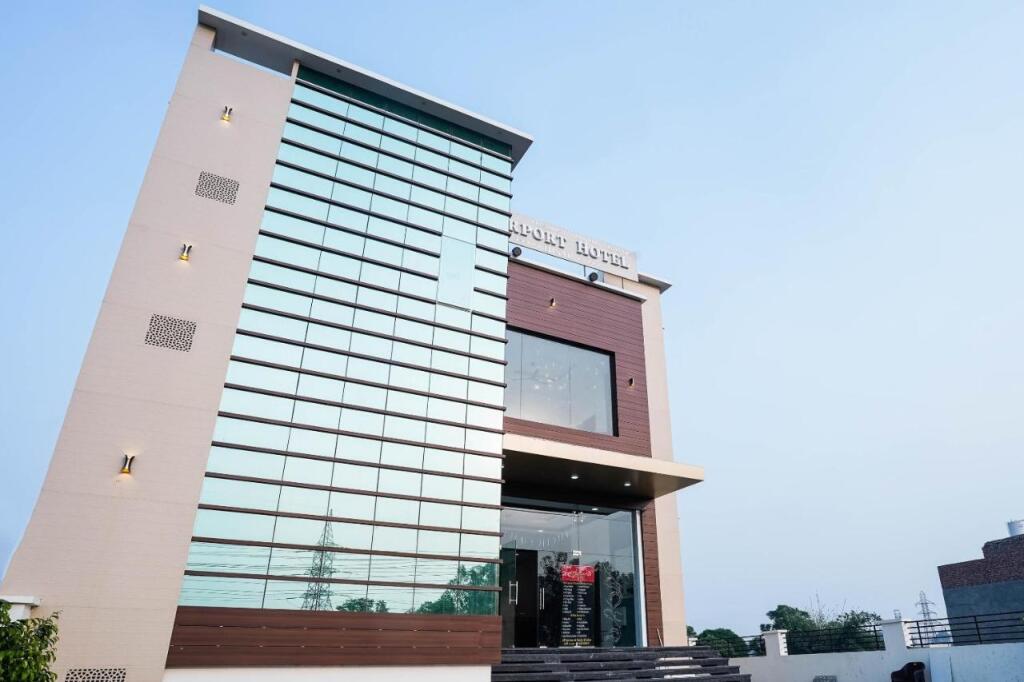 Ханзи: Oyo 91505 Airport Hotel