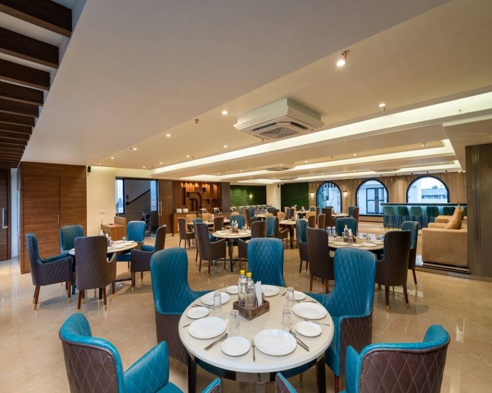 Дехрадун: Grand Luxotica By DLS Hotels
