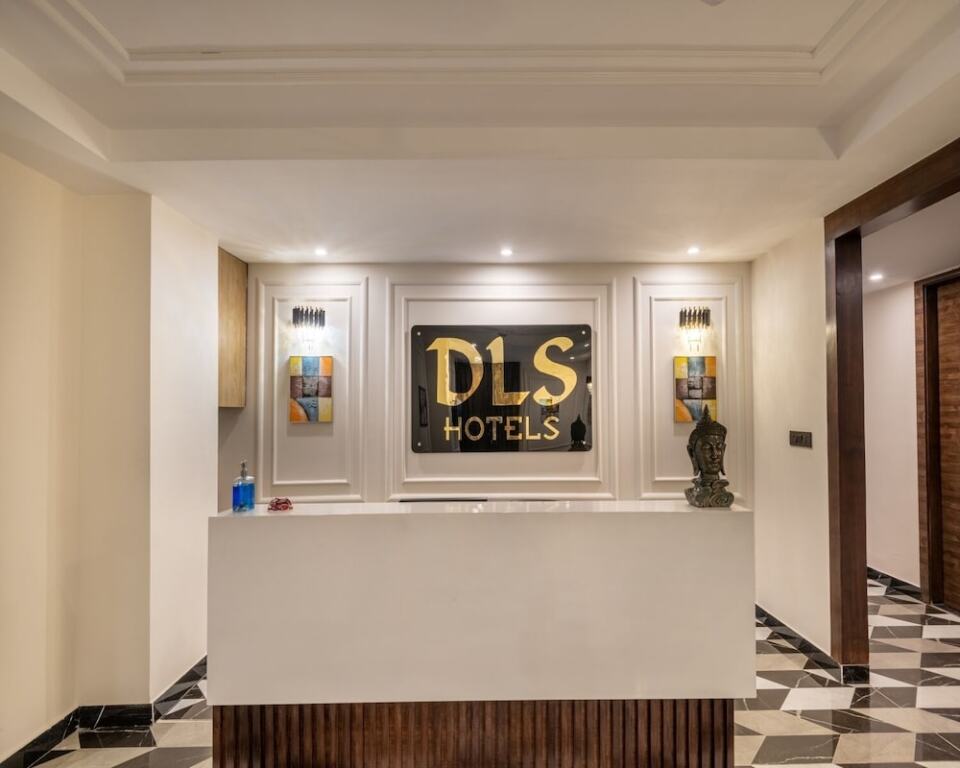 Дехрадун: Grand Luxotica By DLS Hotels