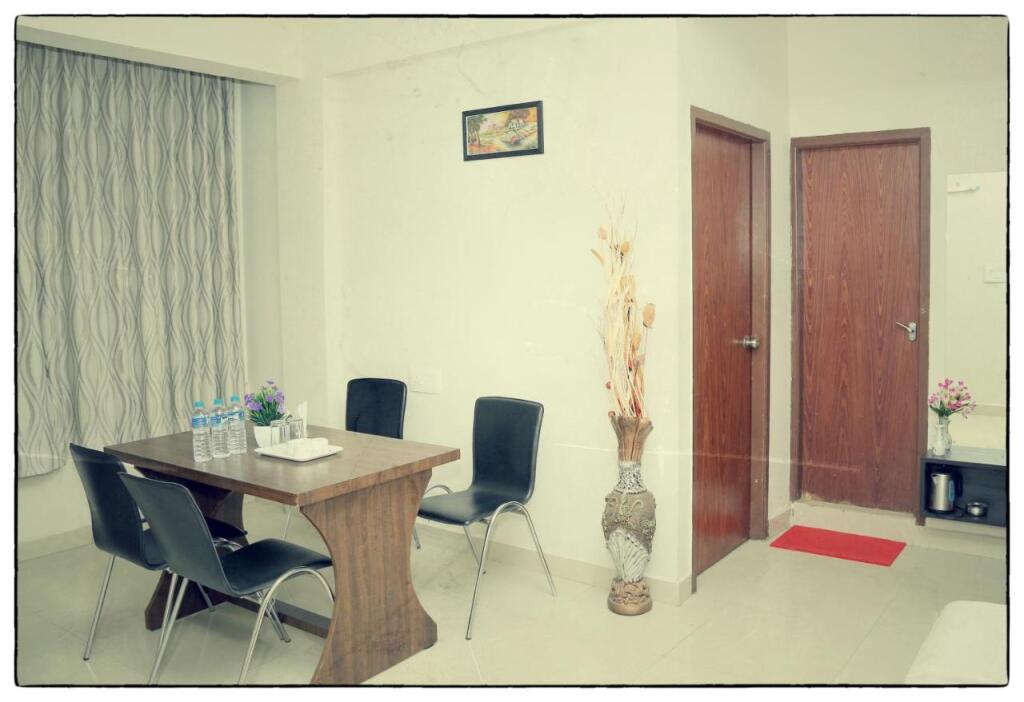 Chikkajala: Orange Corner, Near Kempegowda Bangalore International Airport