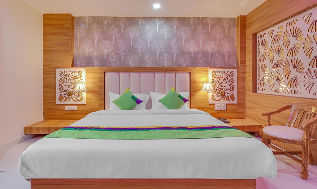 Харидвар: Treebo Tropical Roots, Bhupatwala Haridwar