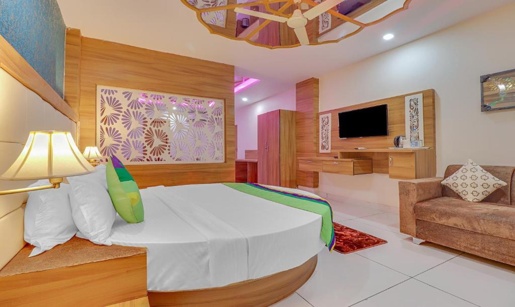 Харидвар: Treebo Tropical Roots, Bhupatwala Haridwar