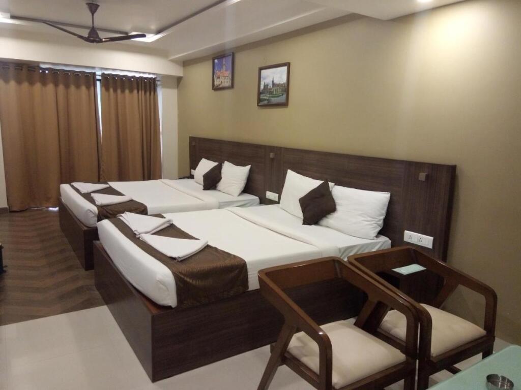 Хубли: Hotel Shringar Palace