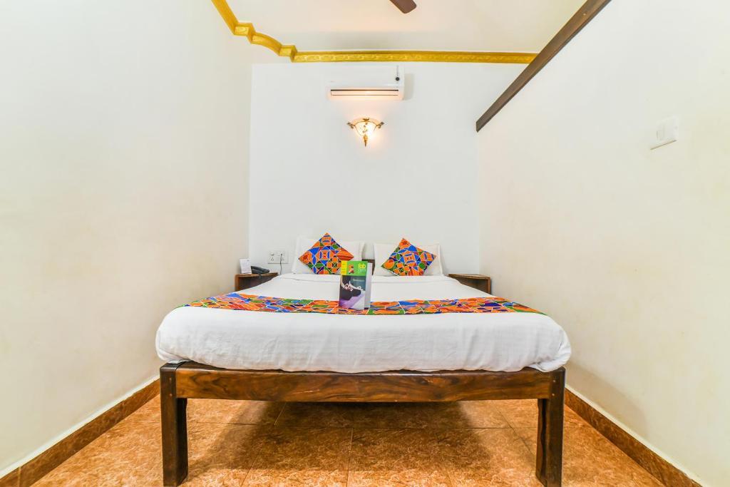 Вагатор: FabExpress Yoyo Cottage Chapora Fort