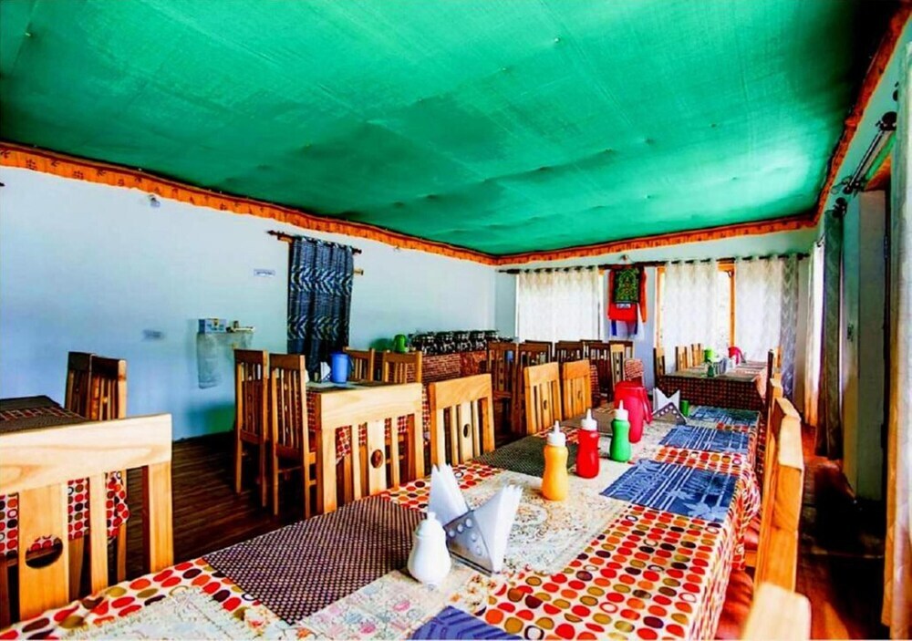 Хундер: TIH AlpenGlow Camp - Nubra