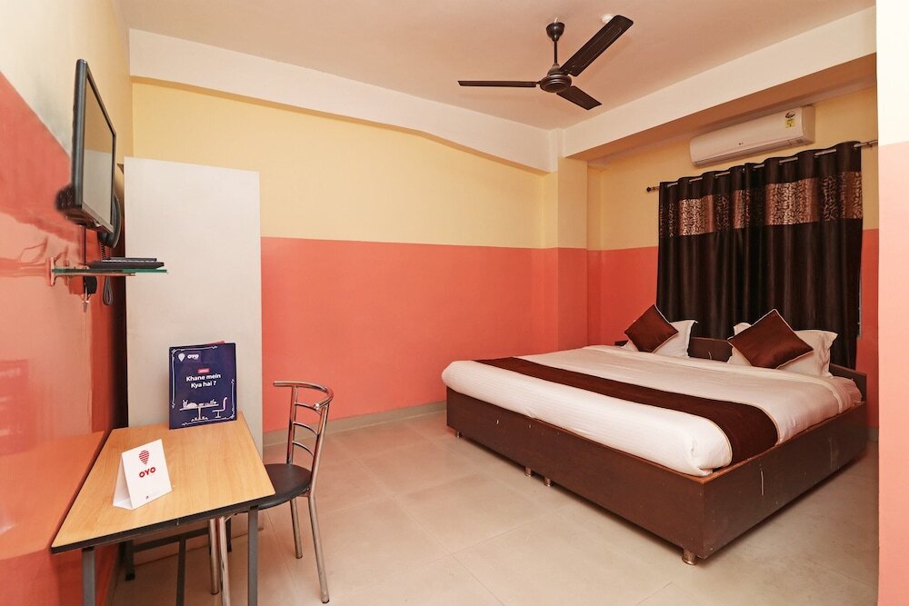 Гувахати: OYO 4979 Prabha Palace Lodge