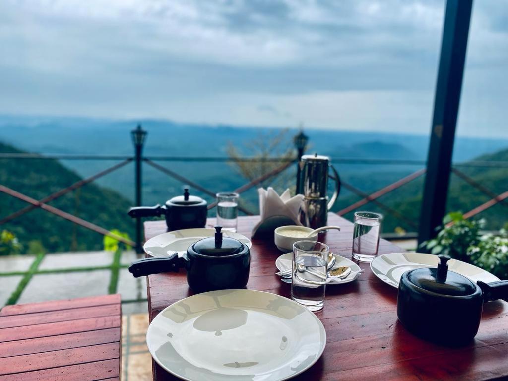 Велламундра: Vayalada View Point Resort
