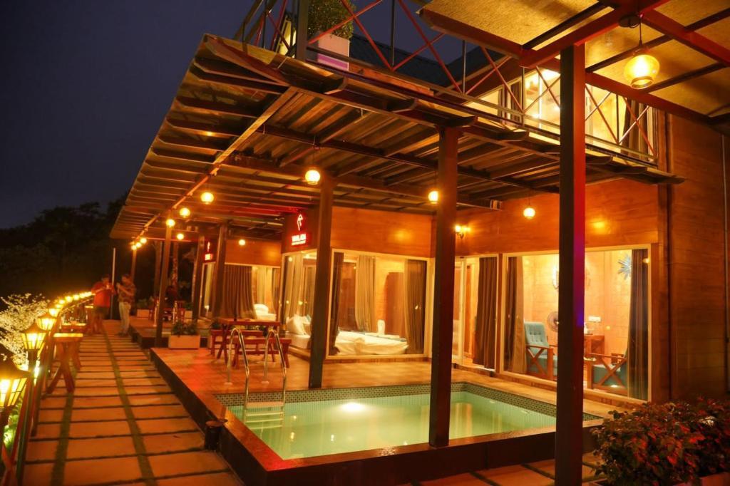 Велламундра: Vayalada View Point Resort